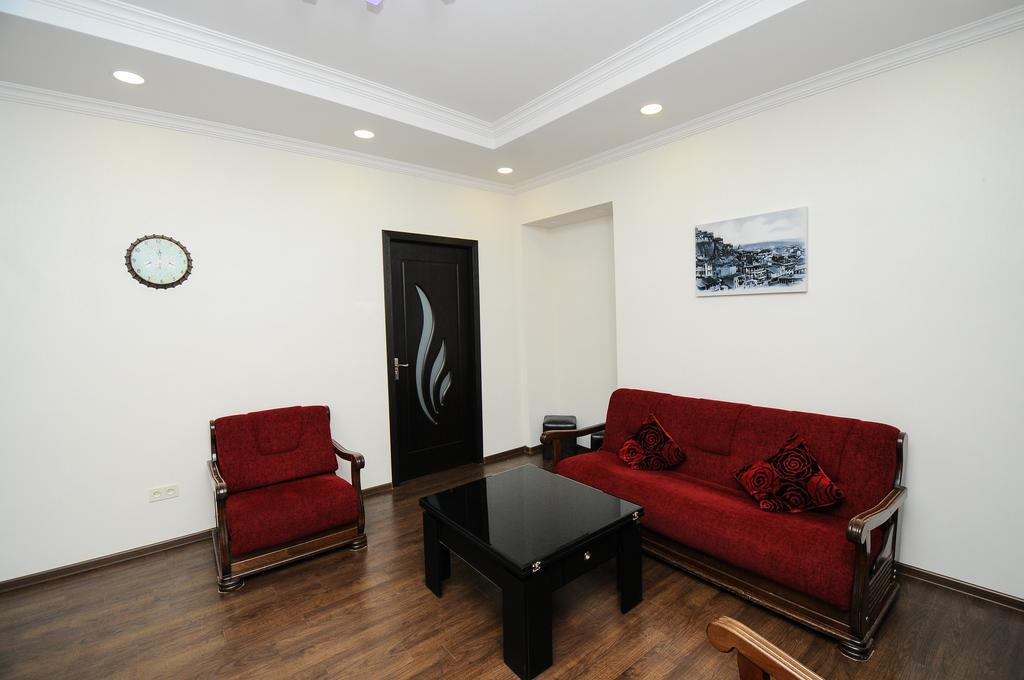 Elegant Modern Apartment Tbilisi Exterior foto